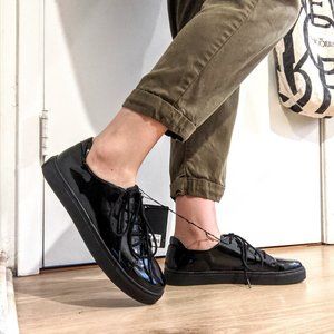 NWT faux patent leather shoes, size 7